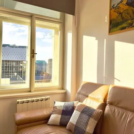 Cozy With Garage * Prag